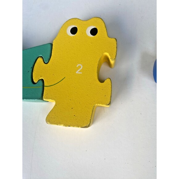 Crocodile Number Puzzle - 10 Piece Wooden Animal Shaped Puzzle, Colorful Learn - Picture 7 of 7